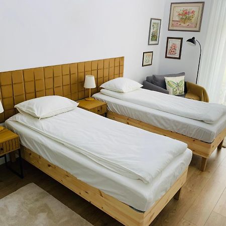 Margaret Boulevard Apartment - With Balcony Budapest Luaran gambar